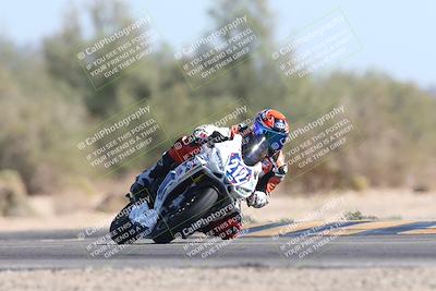 media/Nov-02-2025-CVMA (Sun) [[337aff29ab]]/Race 8-Formula Lightweight Twins Shootout/